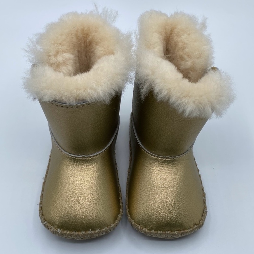Like New Ugg Australia Newborn Baby Size 0-6 Months Gold Cassie Metallic Boots